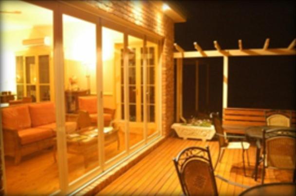 לינה וארוחת בוקר דובו Pericoe Retreat מראה חיצוני תמונה